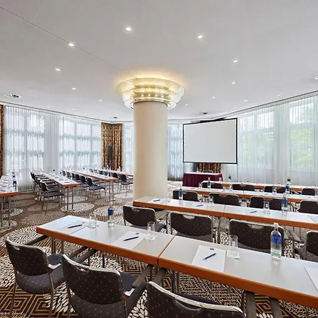 Hotel Dorint Esplanade 4*